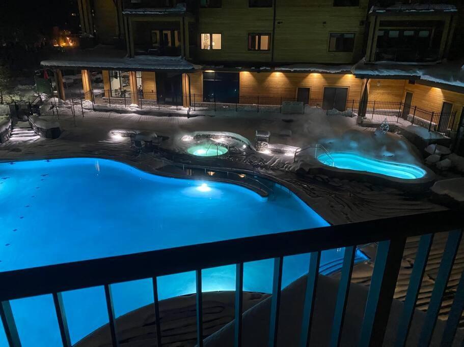 Ski In/Out - Zalanta - Great Location- 2 Hot Tubs - Heated Pool Саут-Лейк-Таго Екстер'єр фото